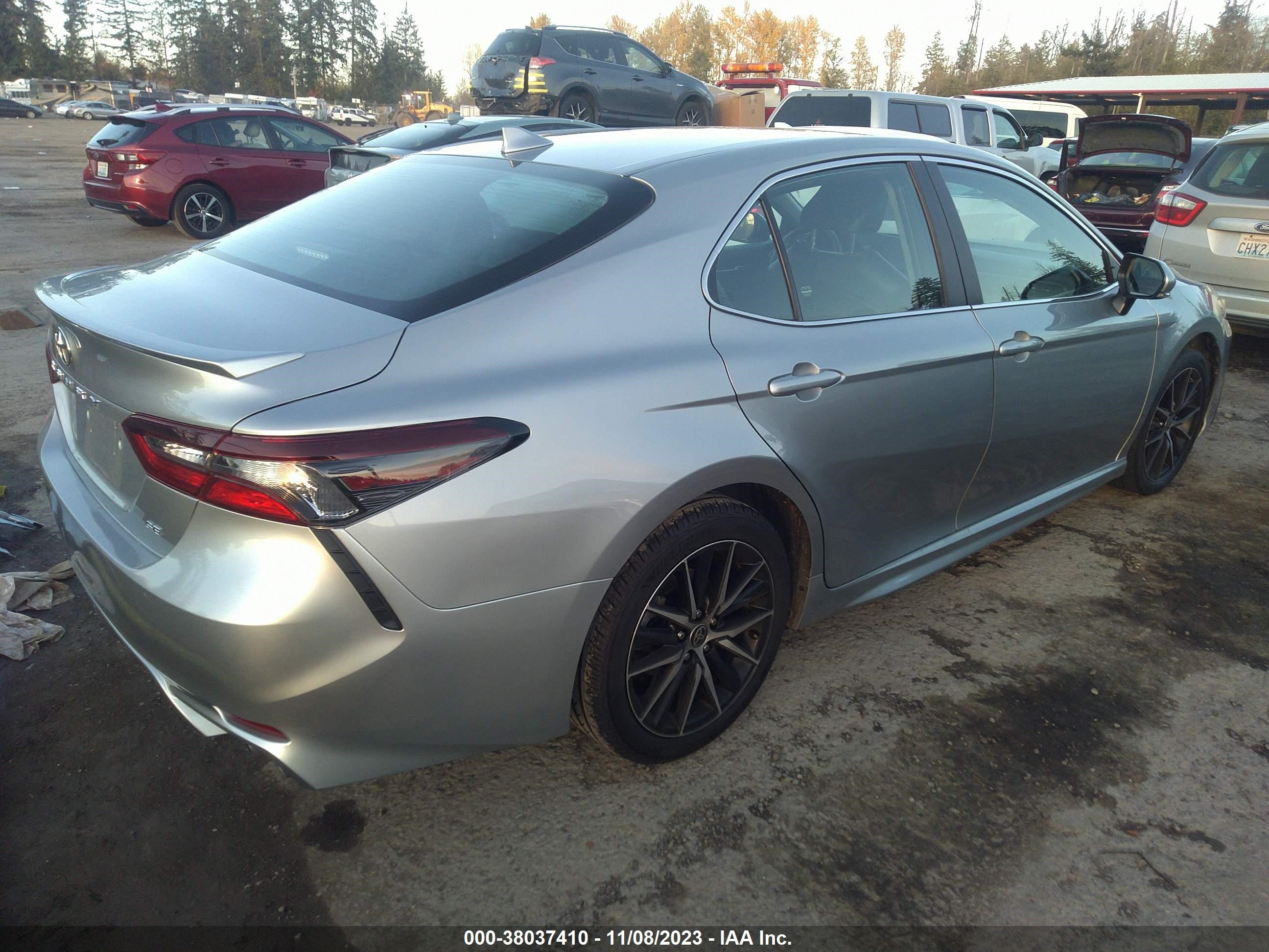 Photo 3 VIN: 4T1G11AK0NU709430 - TOYOTA CAMRY 