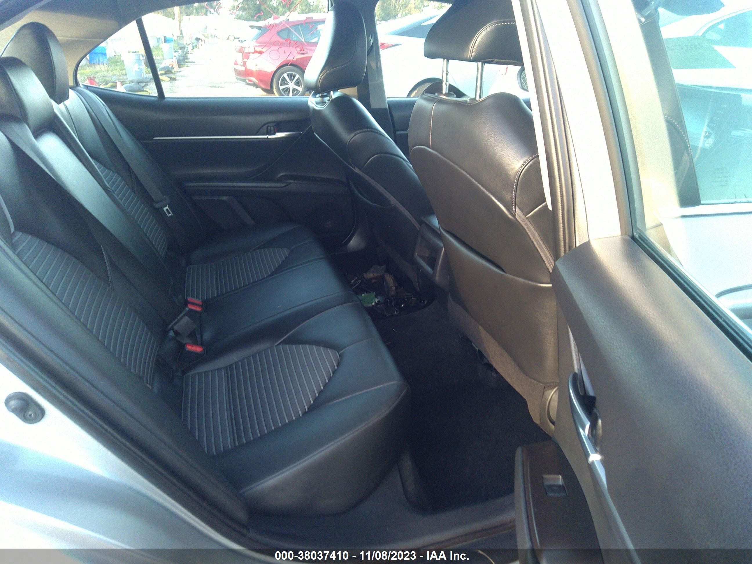 Photo 7 VIN: 4T1G11AK0NU709430 - TOYOTA CAMRY 