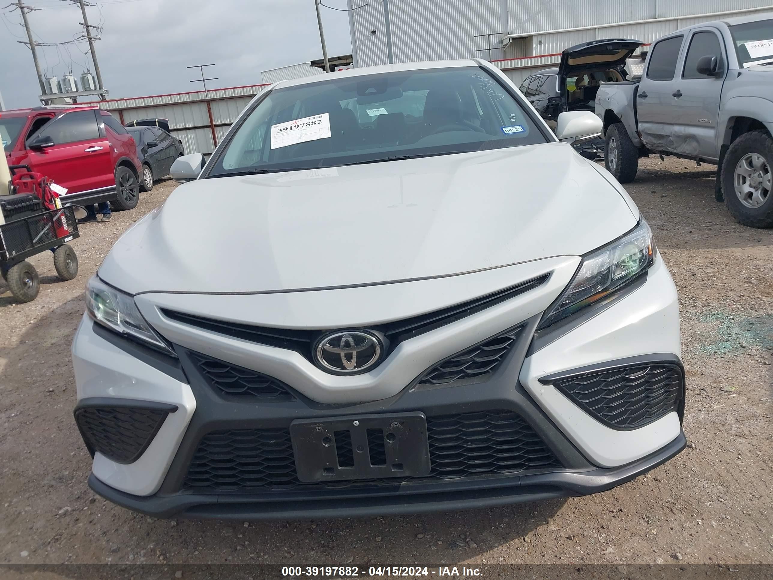 Photo 11 VIN: 4T1G11AK0PU155065 - TOYOTA CAMRY 