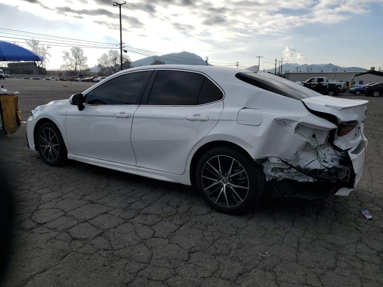 Photo 1 VIN: 4T1G11AK0PU732564 - TOYOTA CAMRY 