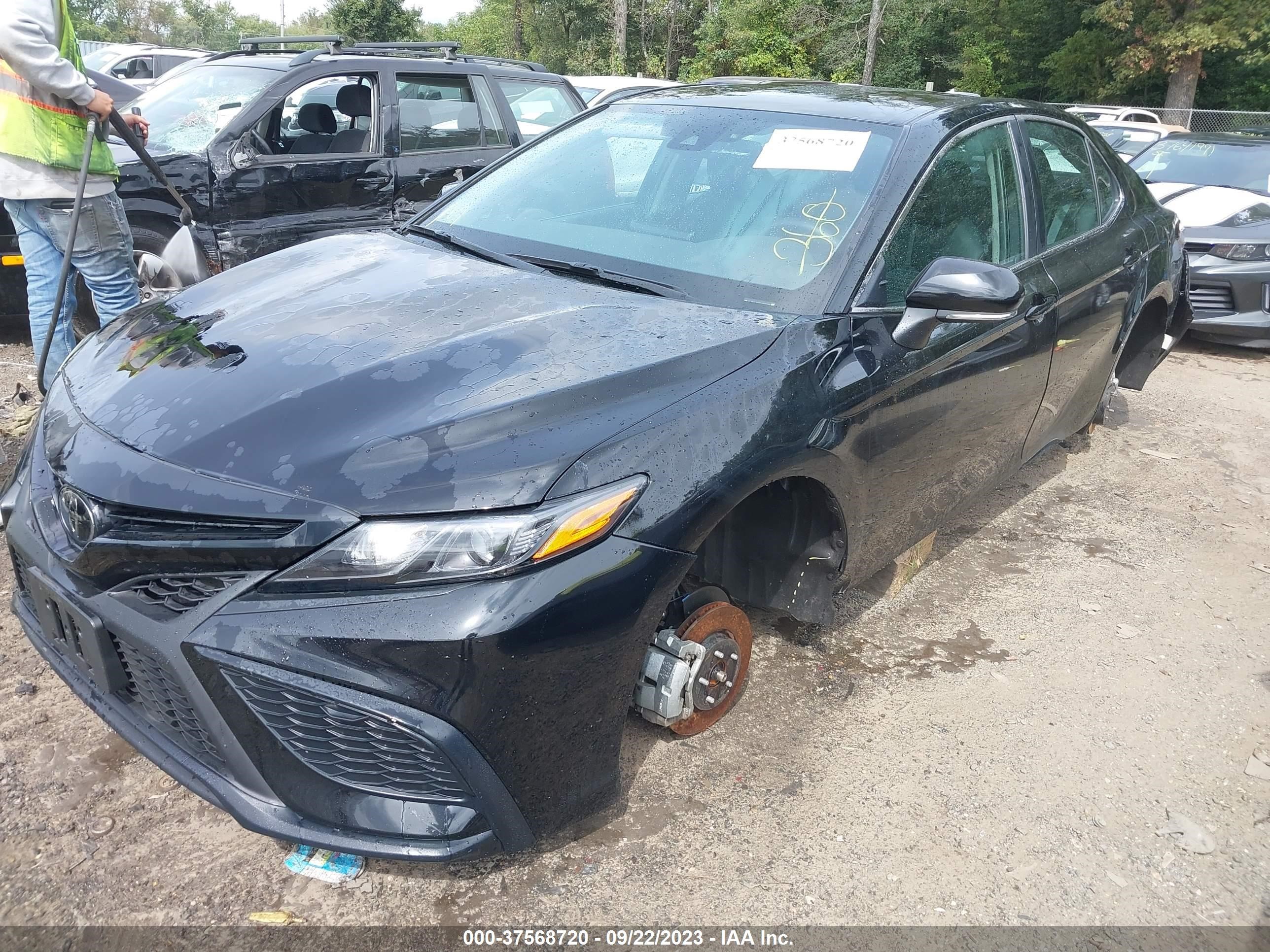 Photo 1 VIN: 4T1G11AK0PU768481 - TOYOTA CAMRY 