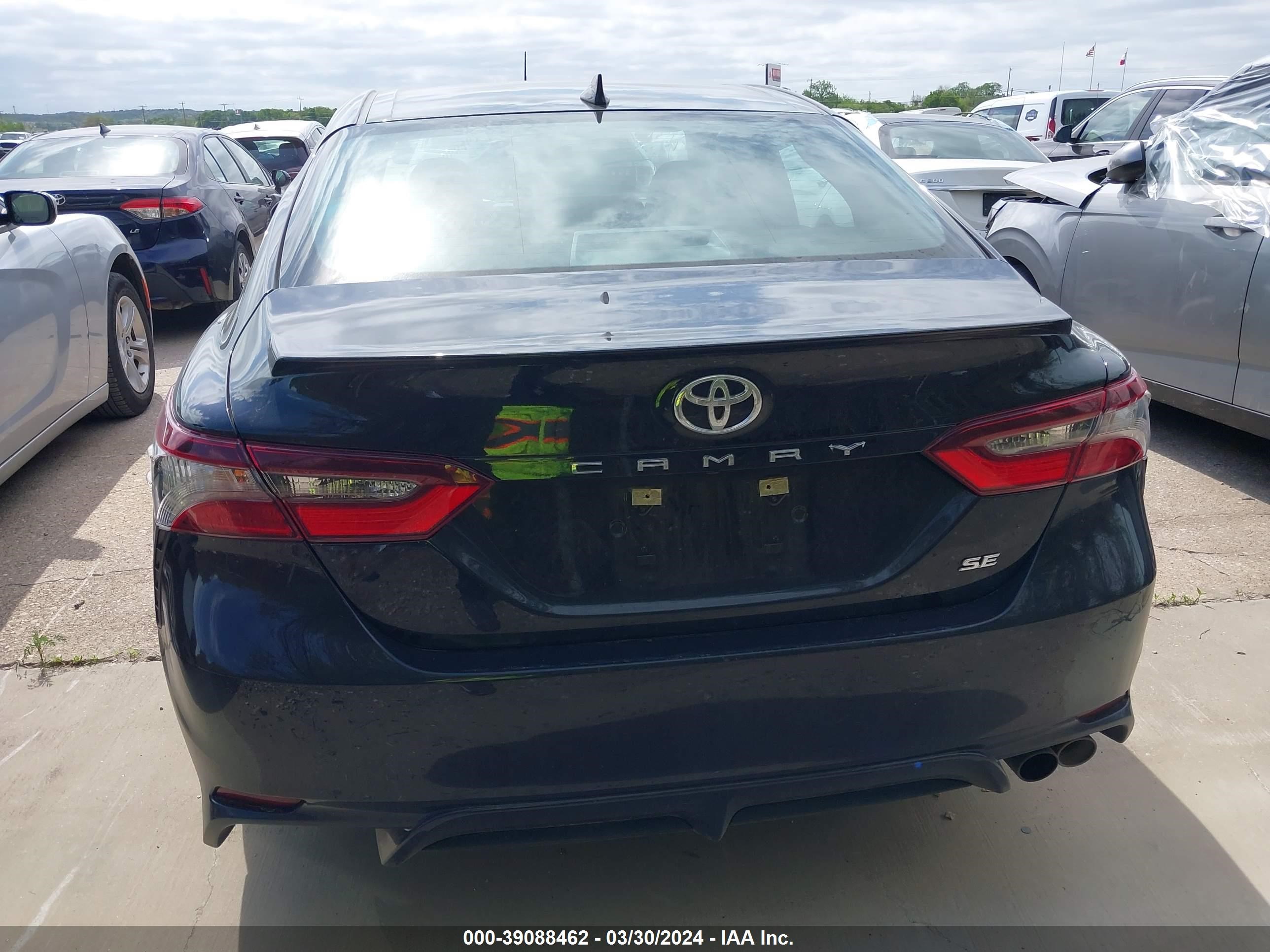 Photo 16 VIN: 4T1G11AK0PU769081 - TOYOTA CAMRY 