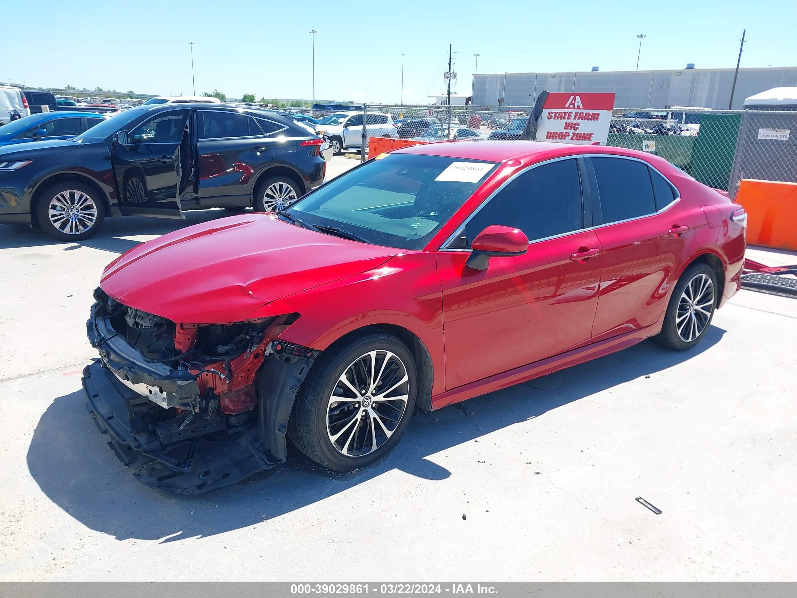 Photo 1 VIN: 4T1G11AK1LU332684 - TOYOTA CAMRY 