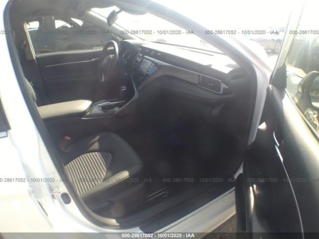 Photo 4 VIN: 4T1G11AK1LU349193 - TOYOTA CAMRY 