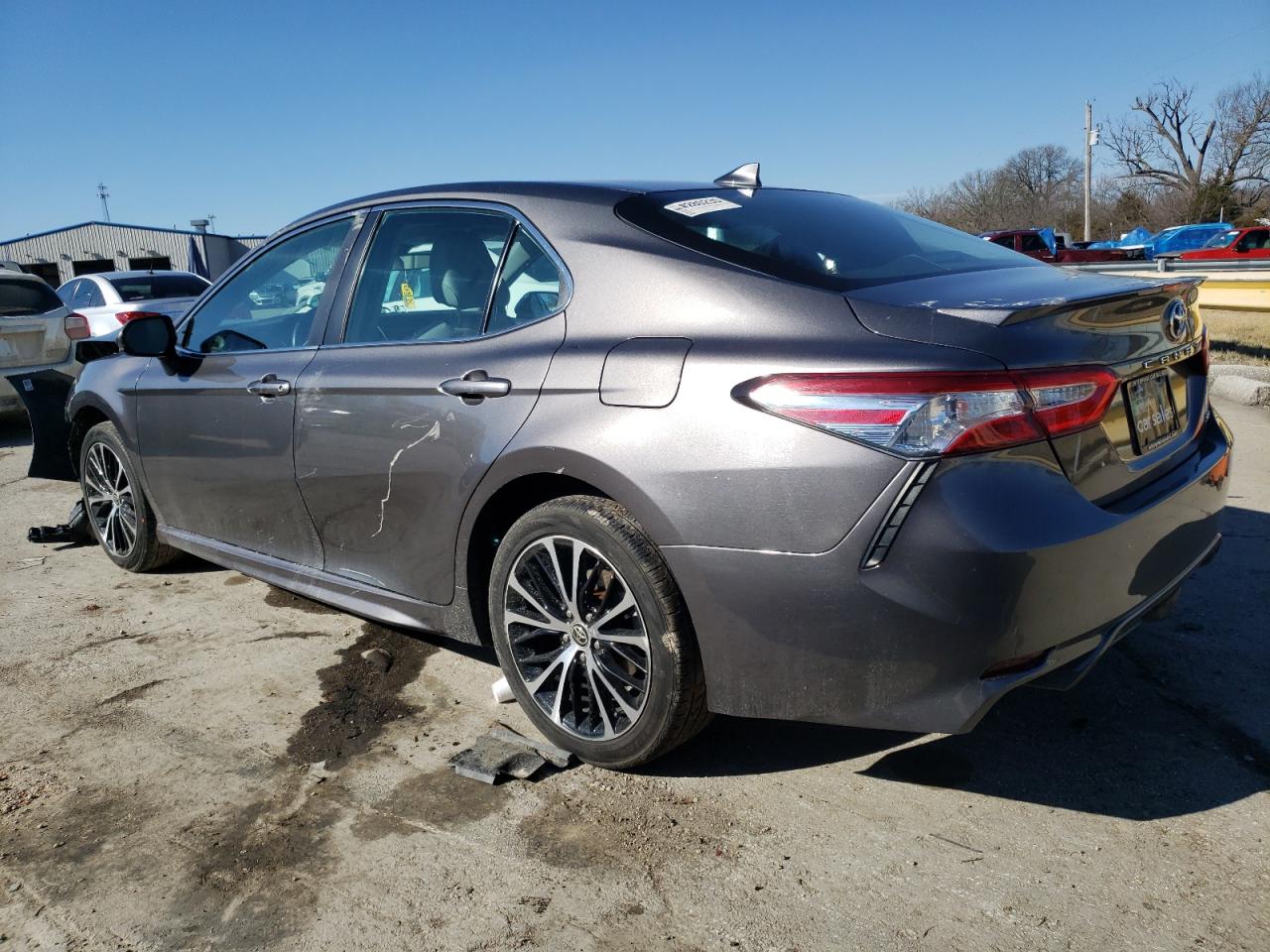 Photo 1 VIN: 4T1G11AK1LU358511 - TOYOTA CAMRY 