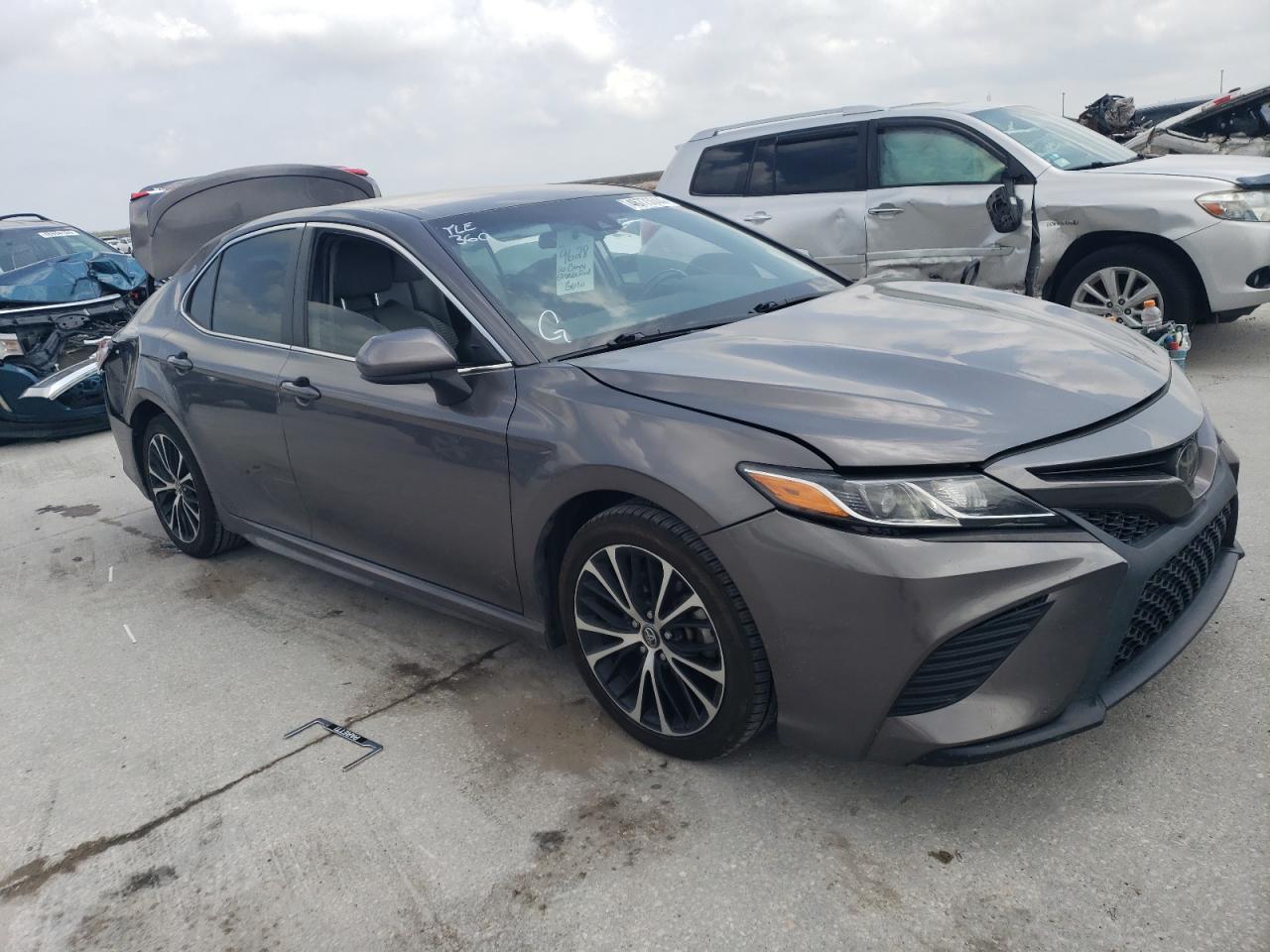 Photo 3 VIN: 4T1G11AK1LU858992 - TOYOTA CAMRY 