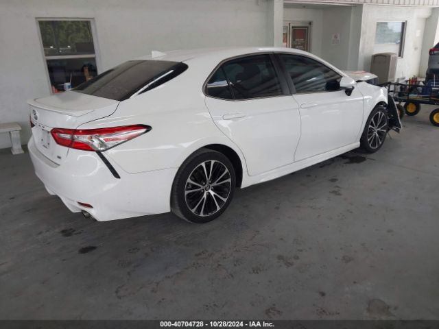 Photo 3 VIN: 4T1G11AK1LU885707 - TOYOTA CAMRY 