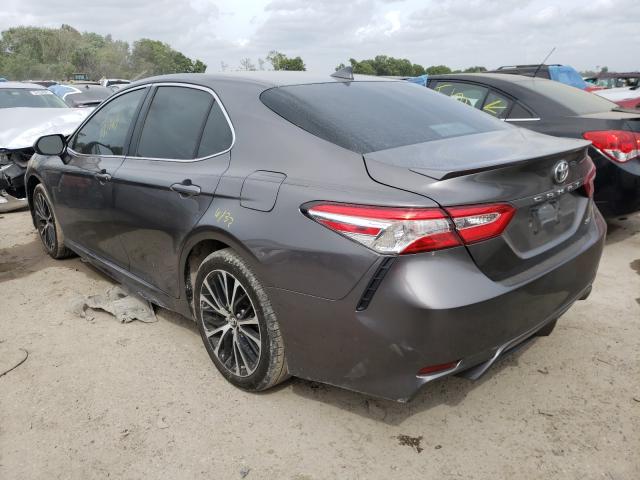 Photo 2 VIN: 4T1G11AK1LU887022 - TOYOTA CAMRY SE 