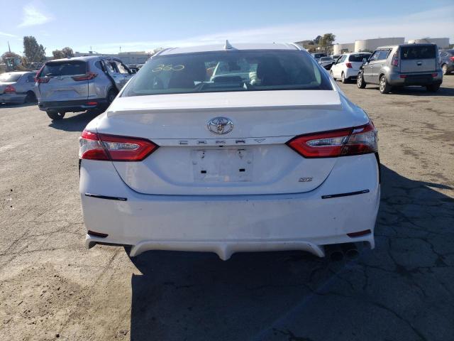 Photo 5 VIN: 4T1G11AK1LU892432 - TOYOTA CAMRY SE 