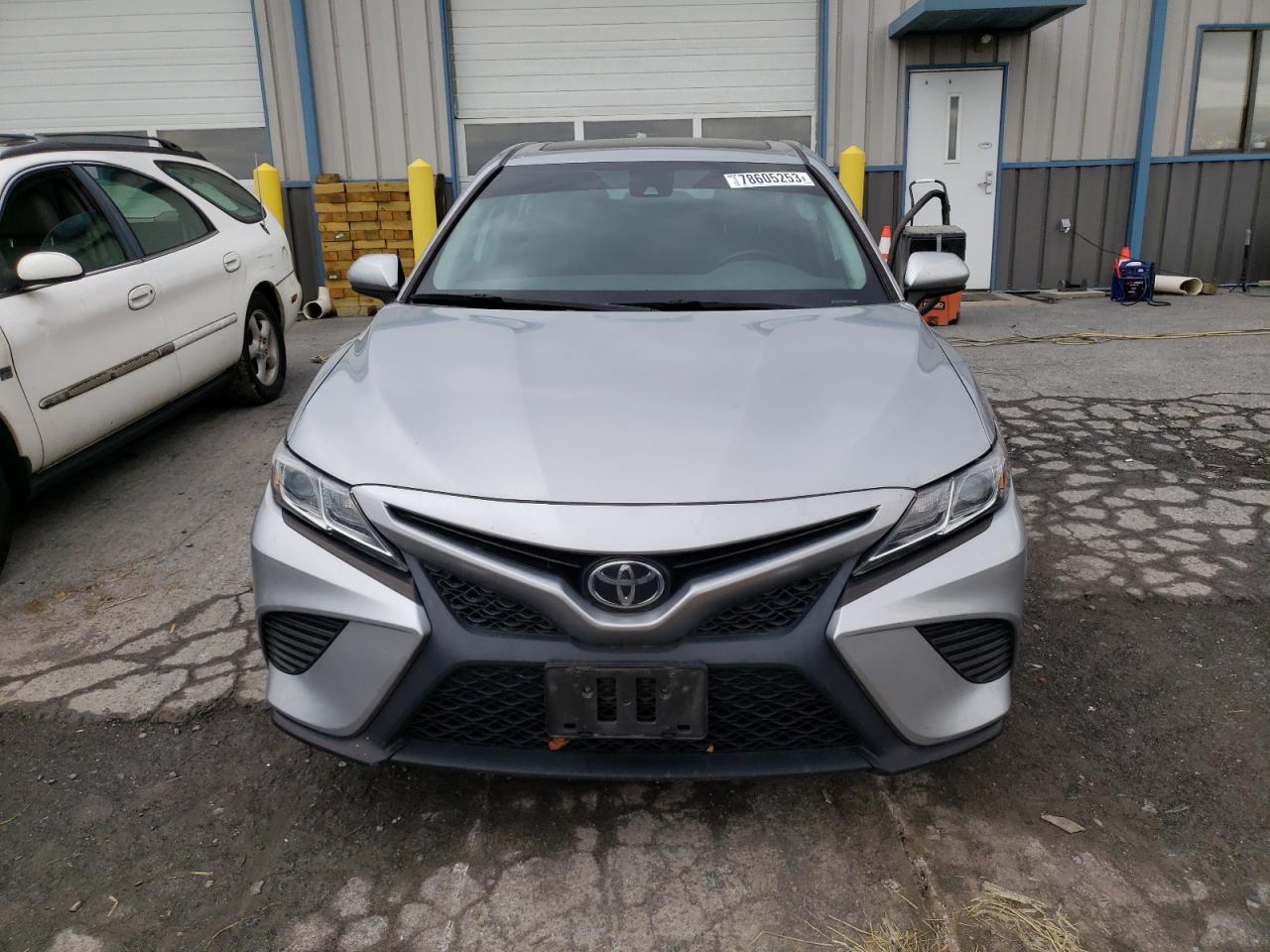 Photo 4 VIN: 4T1G11AK1LU948336 - TOYOTA CAMRY 