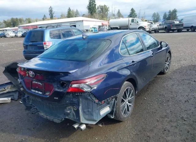 Photo 3 VIN: 4T1G11AK1MU413704 - TOYOTA CAMRY 