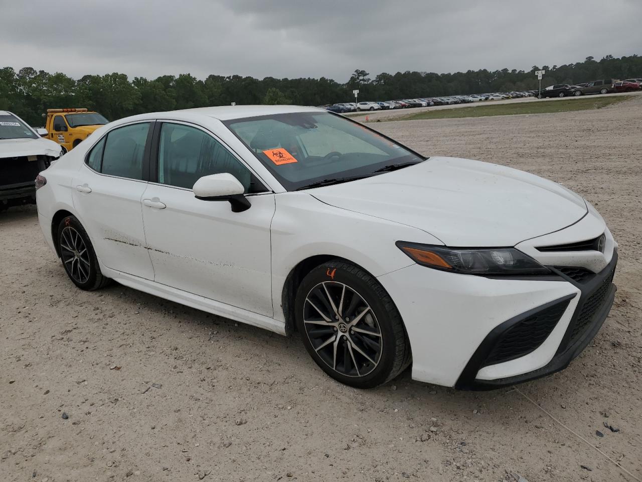 Photo 3 VIN: 4T1G11AK1MU425254 - TOYOTA CAMRY 