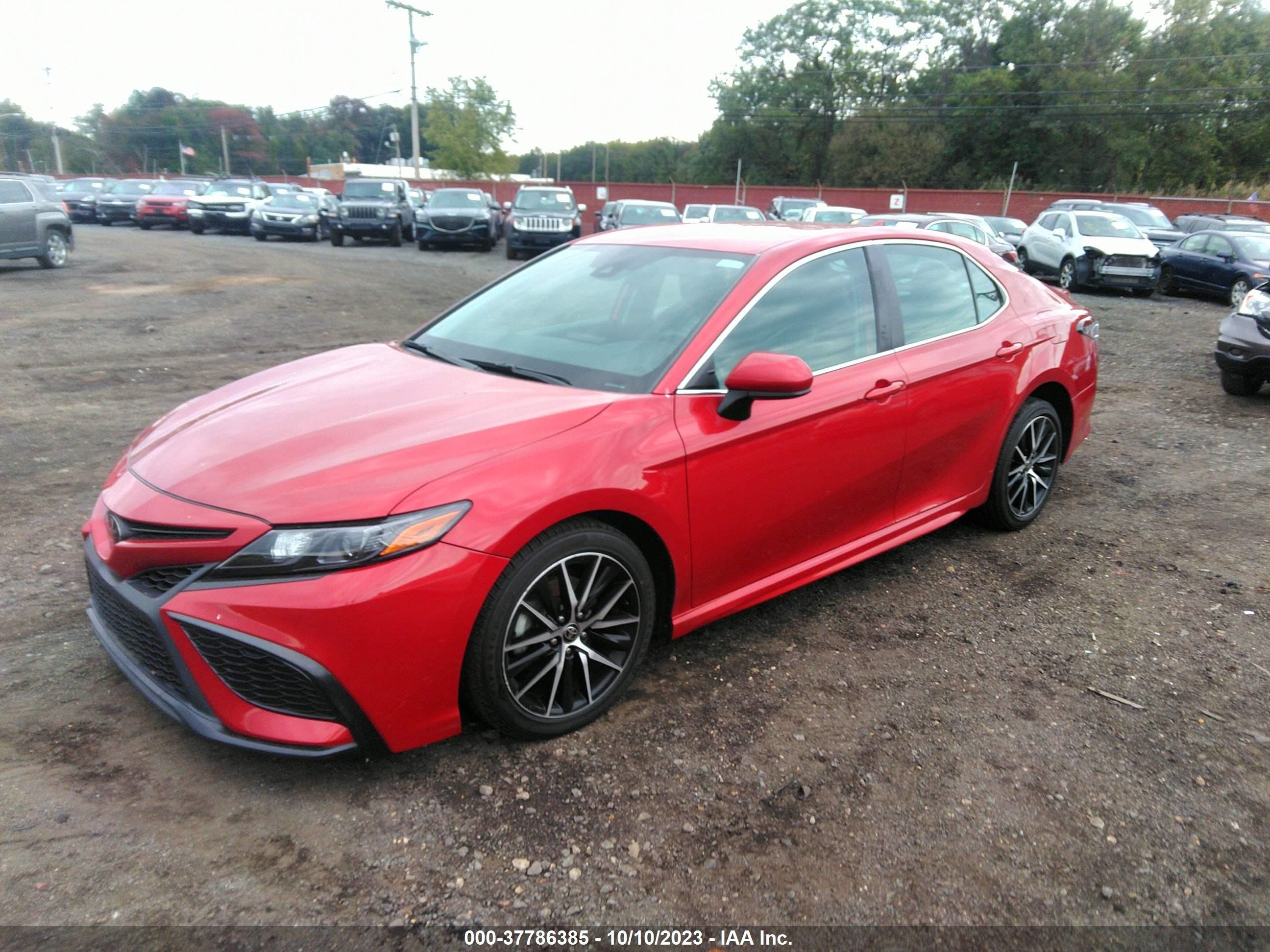 Photo 1 VIN: 4T1G11AK1MU465883 - TOYOTA CAMRY 