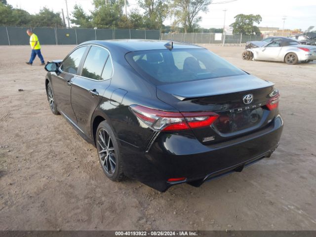 Photo 2 VIN: 4T1G11AK1MU471408 - TOYOTA CAMRY 