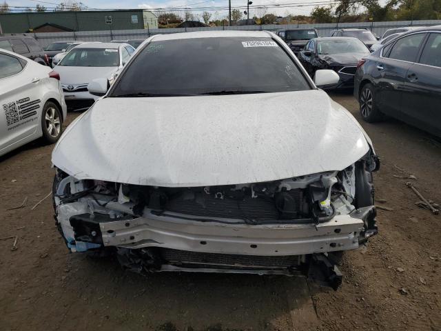 Photo 4 VIN: 4T1G11AK1MU480769 - TOYOTA CAMRY SE 