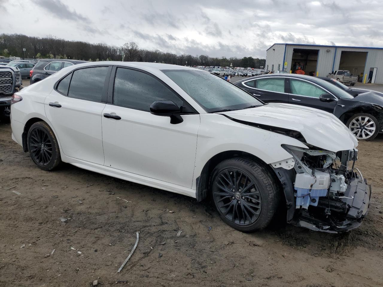 Photo 3 VIN: 4T1G11AK1MU484739 - TOYOTA CAMRY 