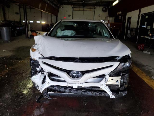 Photo 4 VIN: 4T1G11AK1MU488578 - TOYOTA CAMRY 