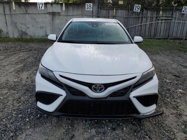 Photo 4 VIN: 4T1G11AK1MU520140 - TOYOTA CAMRY 