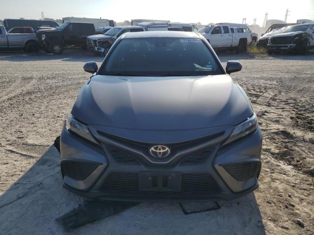 Photo 4 VIN: 4T1G11AK1MU568382 - TOYOTA CAMRY SE 