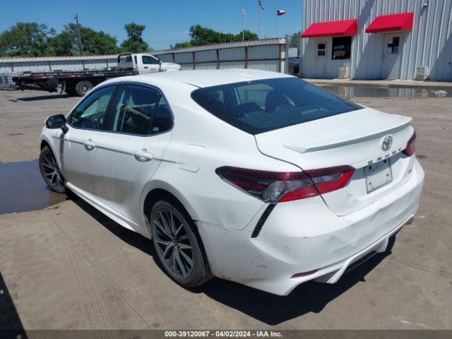 Photo 2 VIN: 4T1G11AK1MU586767 - TOYOTA CAMRY 