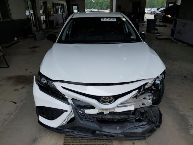 Photo 4 VIN: 4T1G11AK1NU054940 - TOYOTA CAMRY 