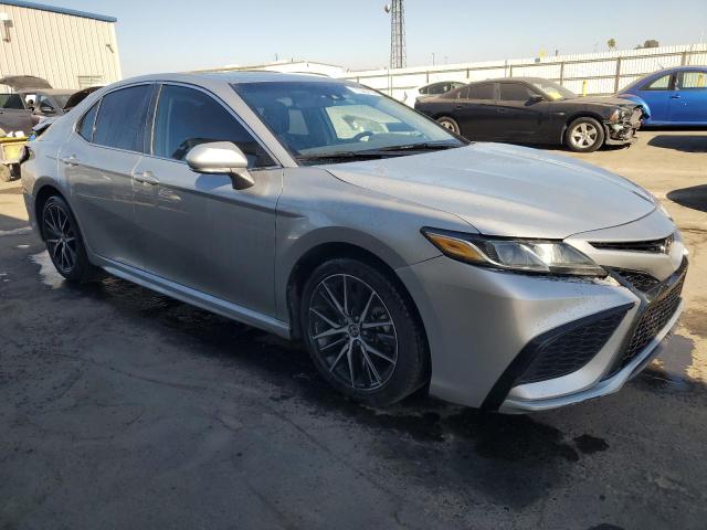 Photo 3 VIN: 4T1G11AK1NU063475 - TOYOTA CAMRY SE 