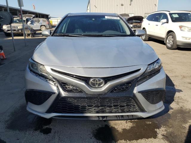 Photo 4 VIN: 4T1G11AK1NU063475 - TOYOTA CAMRY SE 