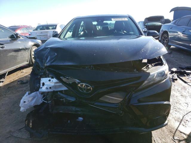 Photo 4 VIN: 4T1G11AK1NU073911 - TOYOTA CAMRY SE 