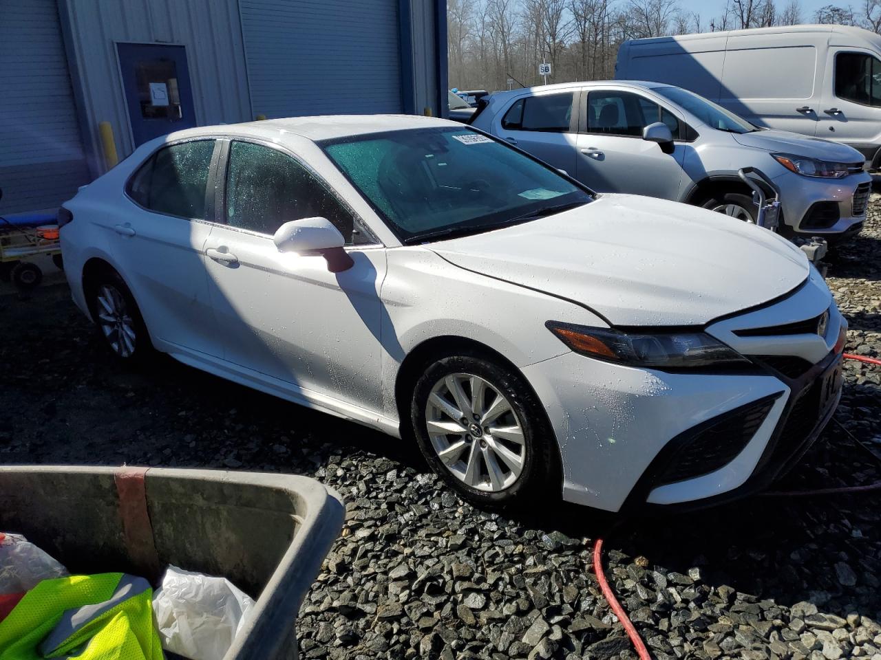 Photo 3 VIN: 4T1G11AK1NU658729 - TOYOTA CAMRY 