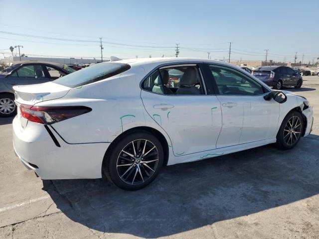 Photo 2 VIN: 4T1G11AK1NU719318 - TOYOTA CAMRY SE 