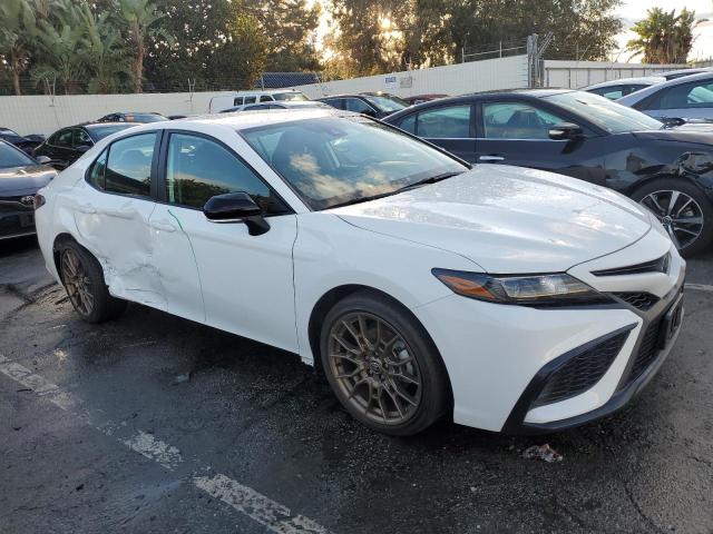 Photo 3 VIN: 4T1G11AK1PU104092 - TOYOTA CAMRY SE N 