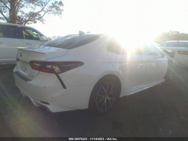 Photo 3 VIN: 4T1G11AK1PU816943 - TOYOTA CAMRY 