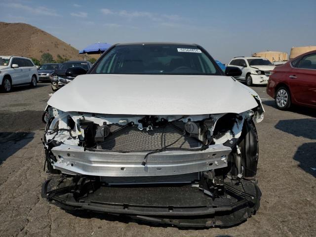 Photo 4 VIN: 4T1G11AK1RU899762 - TOYOTA CAMRY SE N 