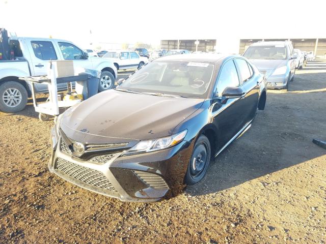 Photo 1 VIN: 4T1G11AK2LU328109 - TOYOTA CAMRY SE 