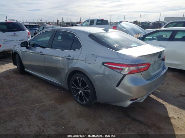 Photo 2 VIN: 4T1G11AK2LU392781 - TOYOTA CAMRY 