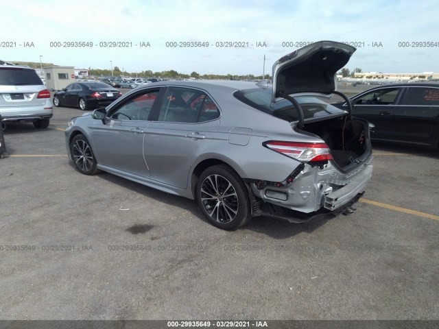 Photo 2 VIN: 4T1G11AK2LU401480 - TOYOTA CAMRY 