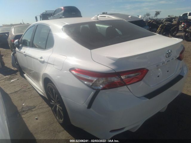 Photo 2 VIN: 4T1G11AK2LU505421 - TOYOTA CAMRY 