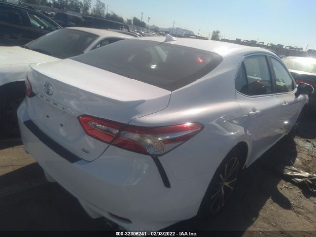 Photo 3 VIN: 4T1G11AK2LU505421 - TOYOTA CAMRY 