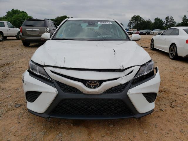 Photo 4 VIN: 4T1G11AK2LU506102 - TOYOTA CAMRY SE 