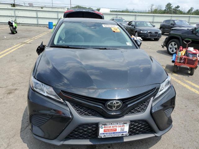 Photo 4 VIN: 4T1G11AK2LU918147 - TOYOTA CAMRY SE 