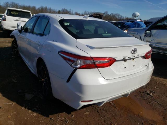 Photo 2 VIN: 4T1G11AK2LU930637 - TOYOTA CAMRY SE 