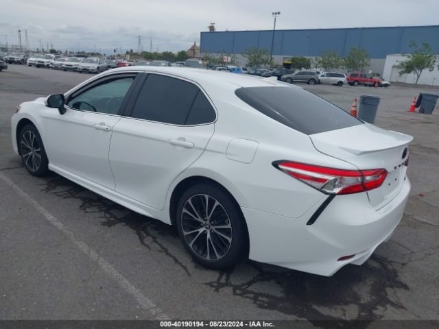 Photo 2 VIN: 4T1G11AK2LU949155 - TOYOTA CAMRY 