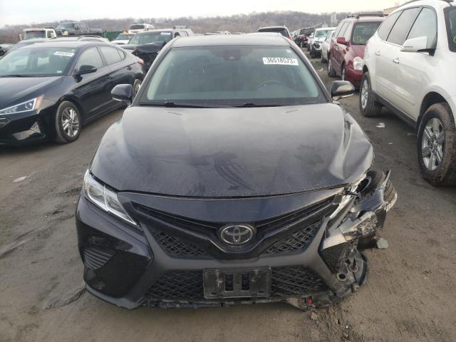 Photo 4 VIN: 4T1G11AK2LU978221 - TOYOTA CAMRY SE 