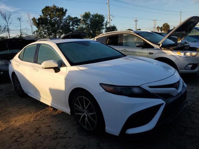 Photo 3 VIN: 4T1G11AK2MU465603 - TOYOTA CAMRY SE 