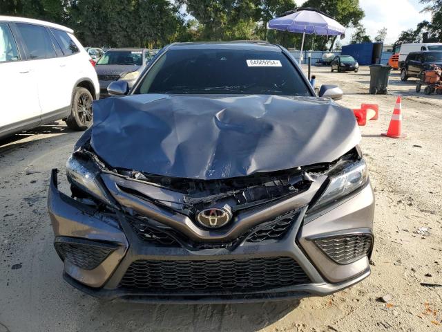 Photo 4 VIN: 4T1G11AK2MU548111 - TOYOTA CAMRY SE 