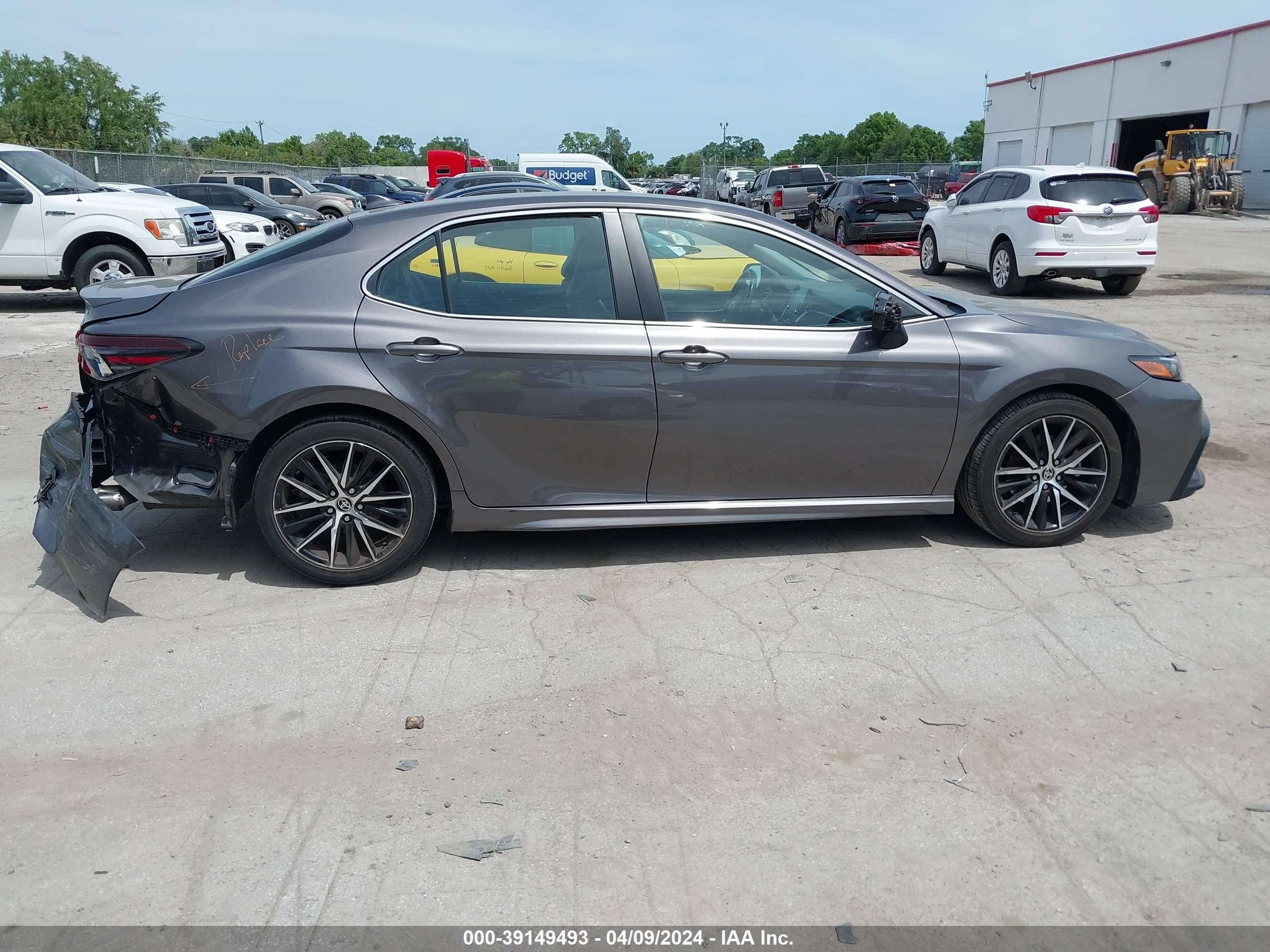 Photo 12 VIN: 4T1G11AK2MU561344 - TOYOTA CAMRY 