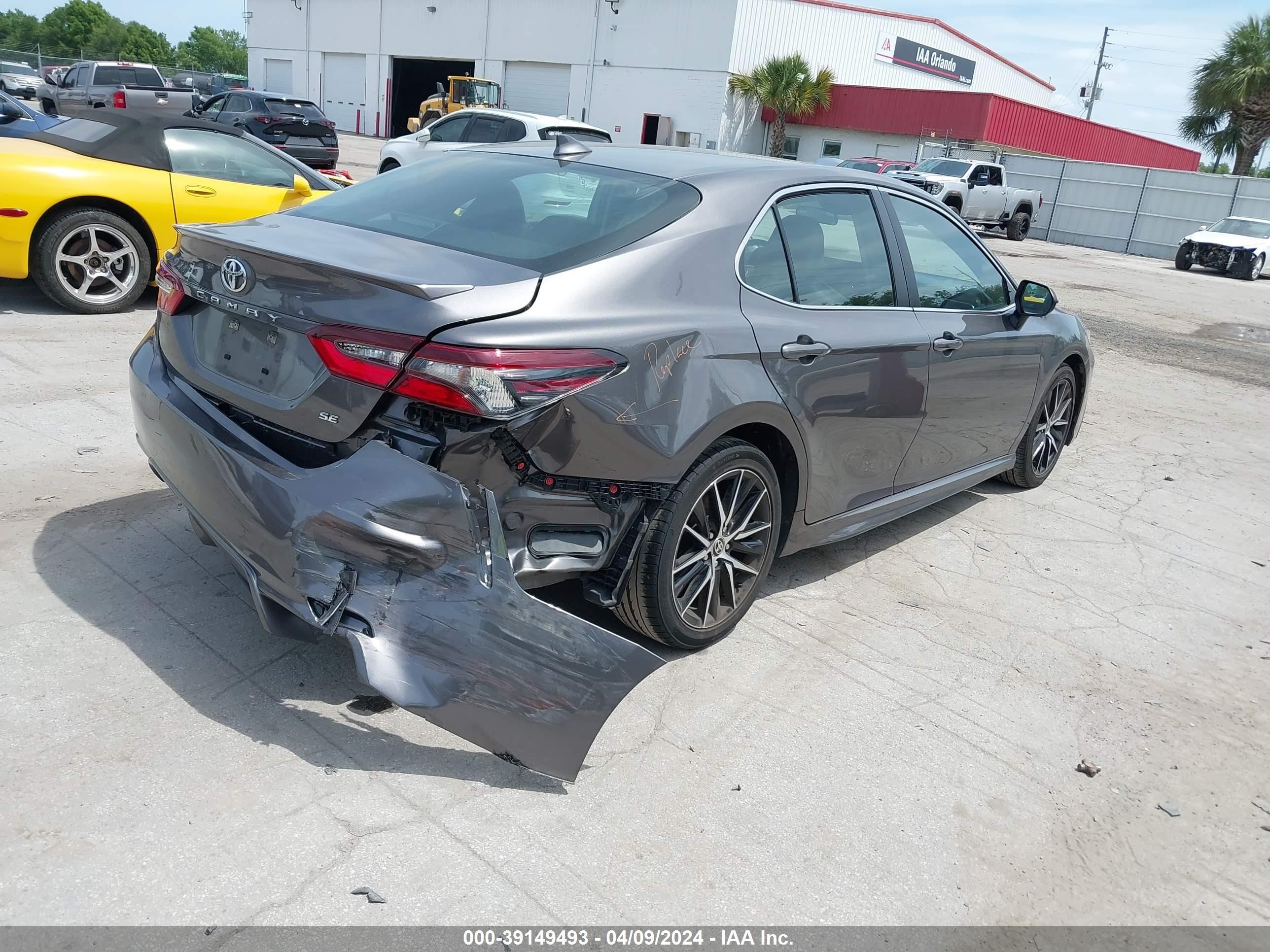 Photo 3 VIN: 4T1G11AK2MU561344 - TOYOTA CAMRY 