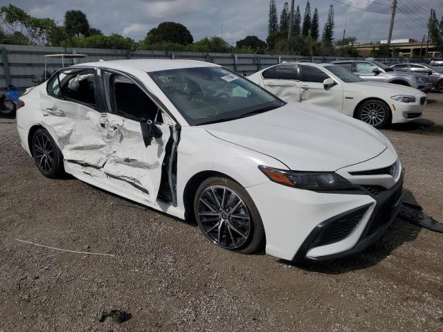 Photo 3 VIN: 4T1G11AK2MU577186 - TOYOTA CAMRY SE 