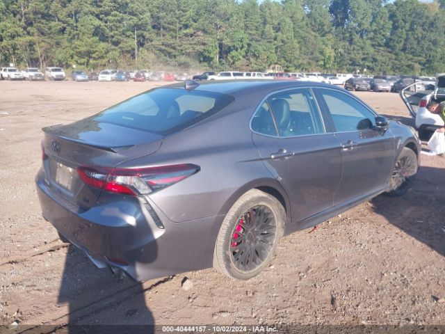 Photo 3 VIN: 4T1G11AK2MU581139 - TOYOTA CAMRY 