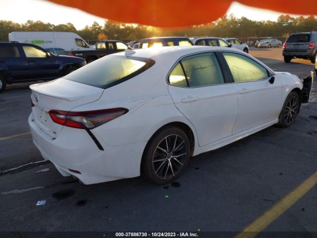 Photo 3 VIN: 4T1G11AK2MU585367 - TOYOTA CAMRY 